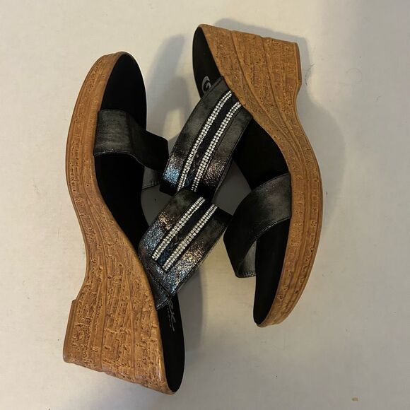 ONEX MADE IN ITALY SIZE 8.5 WOMEN'S BLACK OPEN-TOE SLIPON 3.5" WEDGE SANDALS 39 - Picture 5 of 10